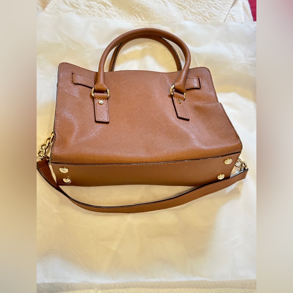 Micheal Kors Hamilton Brown Leather HandBag bundles with Mk bracelet. - Picture 6 of 13